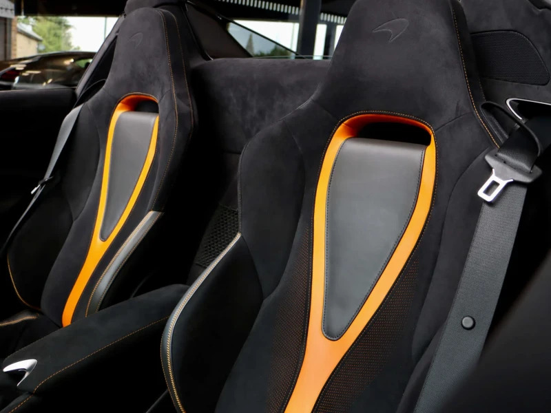 McLaren 720S Performance #16