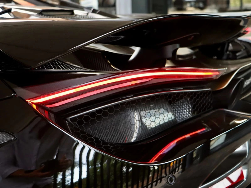 McLaren 720S Performance #10