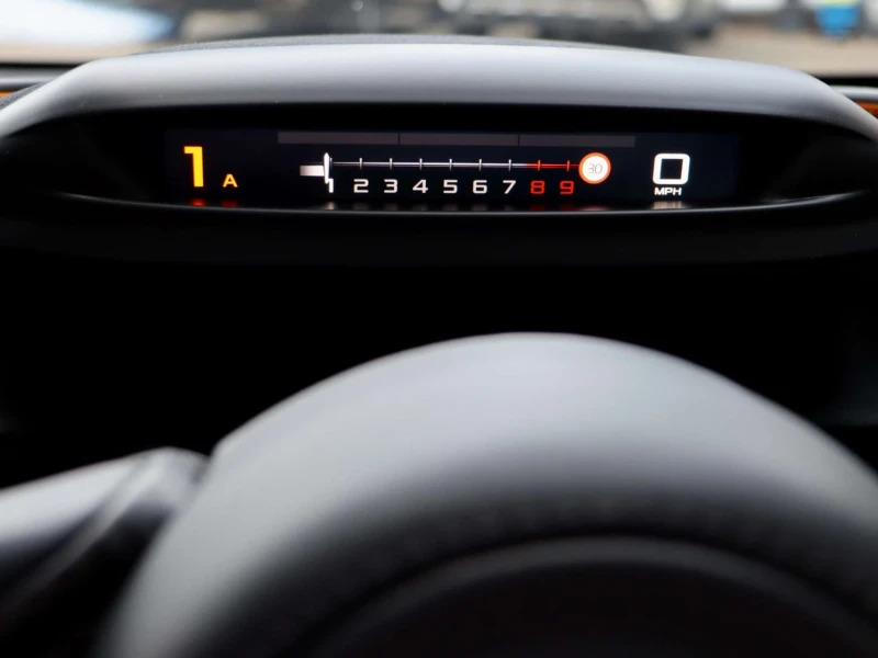 McLaren 720S Performance #25