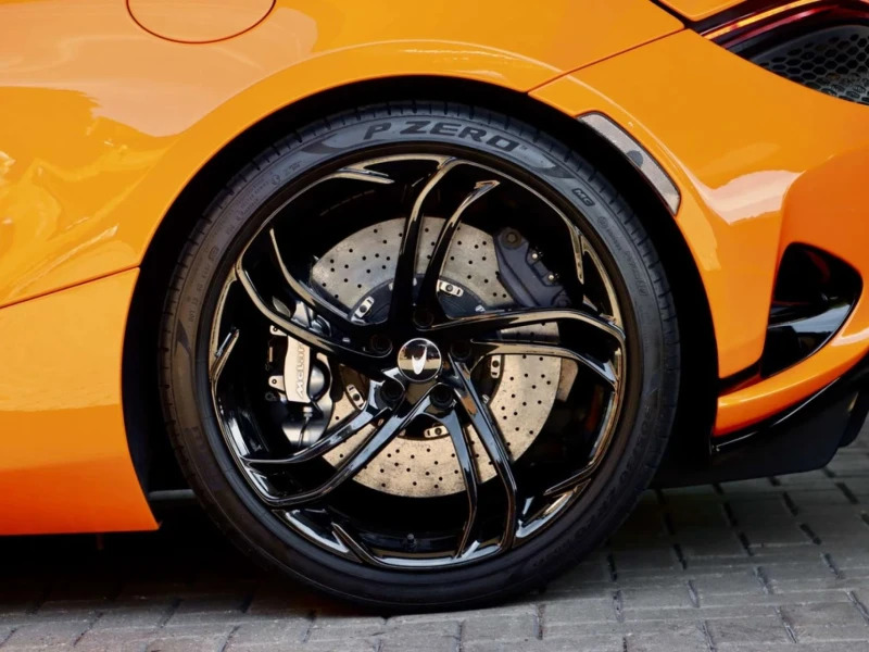McLaren  V8 Ssg Blue #15