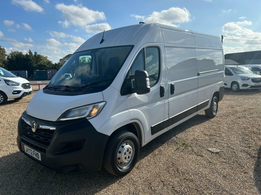 Vauxhall Movano 2.2L Dynamic DY72FHD White #2