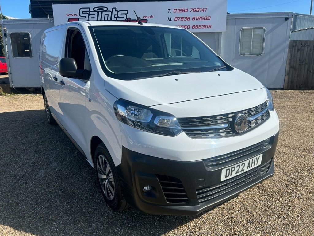 Vauxhall Vivaro 1.5L Dynamic 6Dr DP22AHY White #4