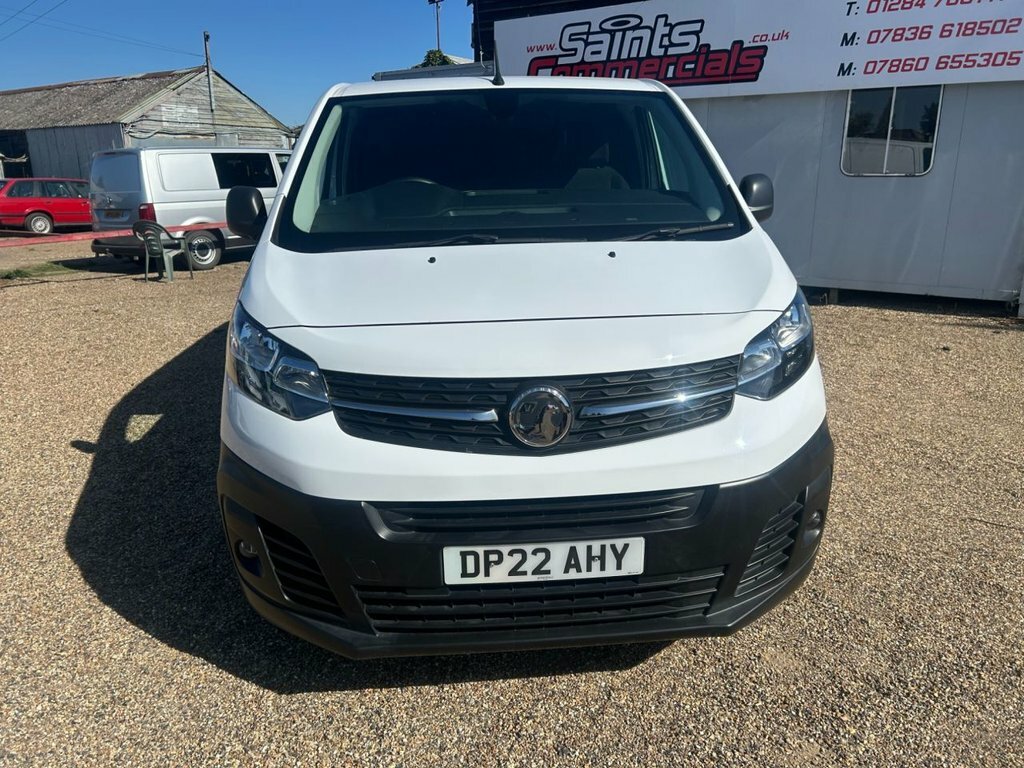 Vauxhall Vivaro 1.5L Dynamic 6Dr DP22AHY White #3