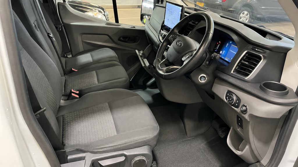 Ford Transit Custom 2.0 350 Ecoblue Limited Panel Van White