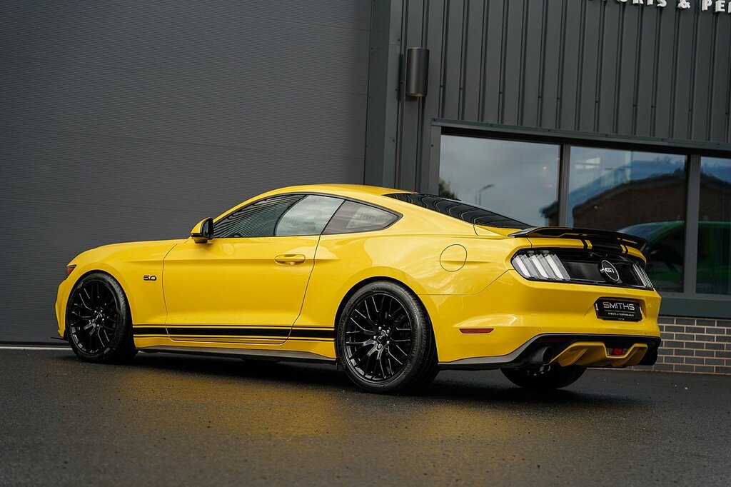 Ford Mustang V8 Gt Yellow #4