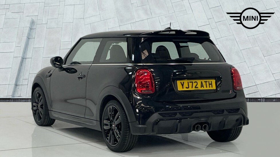 Mini Hatch 3-Door Hatch Cooper S Sport YJ72ATH Black #2