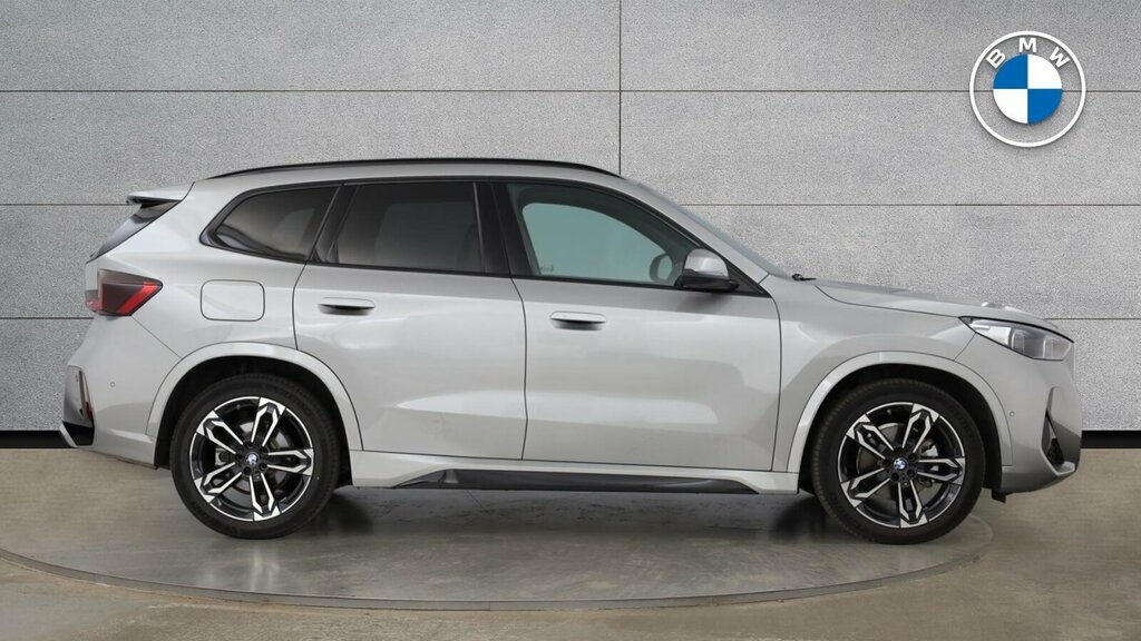 BMW iX1 Ix1 Edrive20 M Sport Silver #5