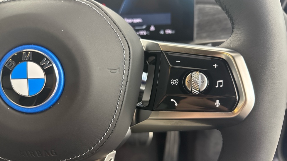 BMW i7 I7 Edrive50 M Sport Black #35