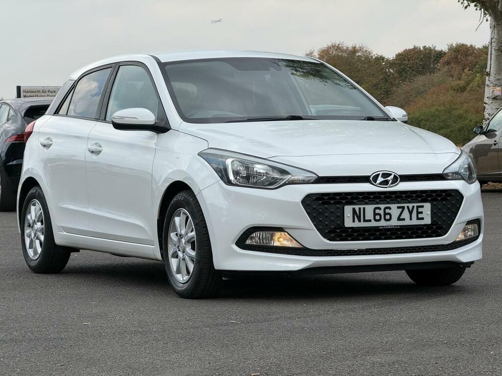 Hyundai I20 Hatchback 1.2 Blue Drive Se Euro 6 Ss 2016 White