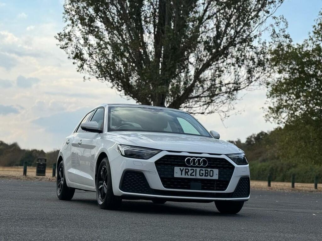 Audi A1 Hatchback 1.0 Tfsi 25 Technik Sportback S Tronic E YR21GBO White #4