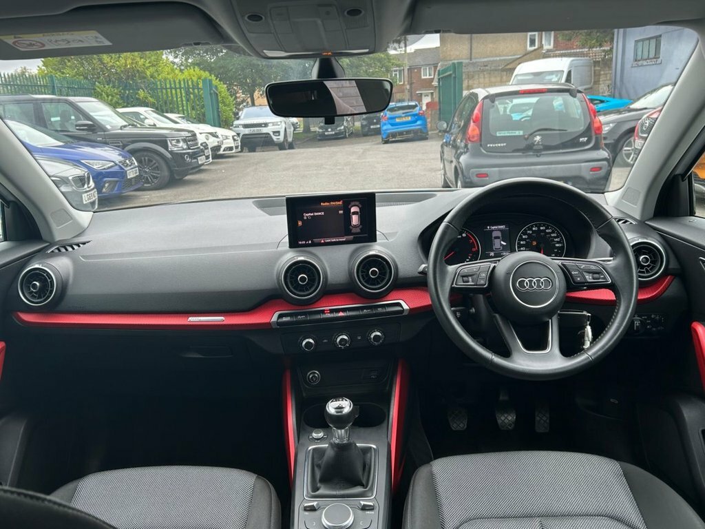 Audi Q2 1L Sport MH19NXD White #3