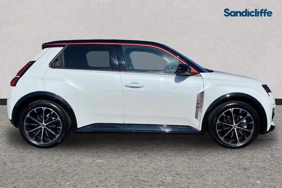 Renault 5 E-Tech 5 110Kw Iconic Five Comfort Range 52Kwh H HT74ZSD Black #3