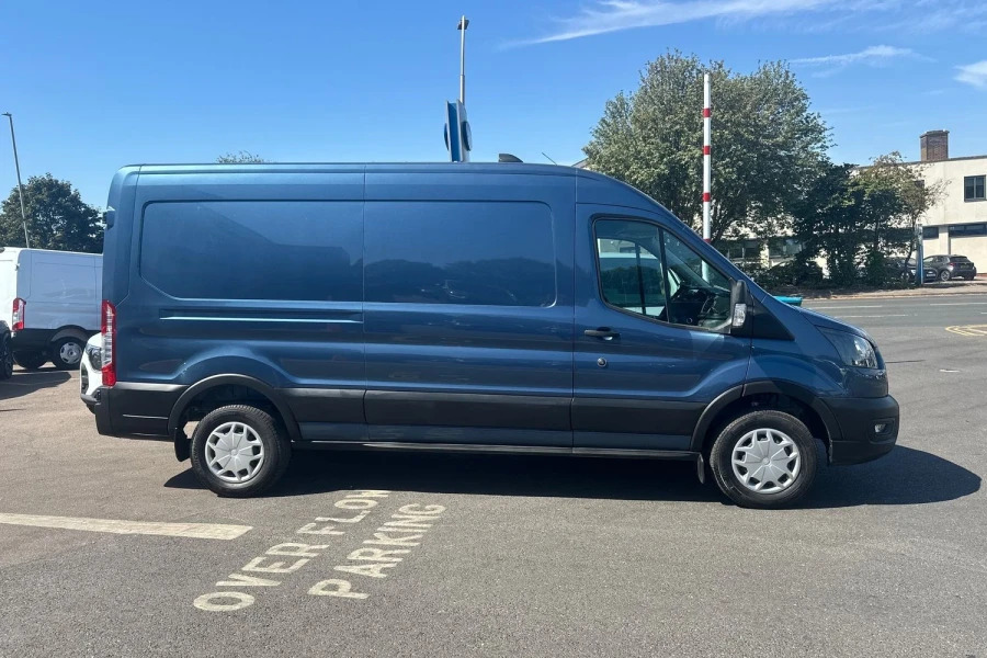 Ford Transit Custom Transit Trend Van 350 L3 68Kwh Battery 198Kwh 26 Blue #3