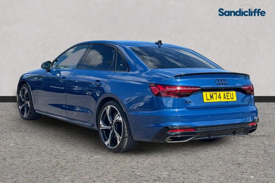 Audi A4 A4 35 Tfsi Black Edition S Tronic Saloon Blue #6
