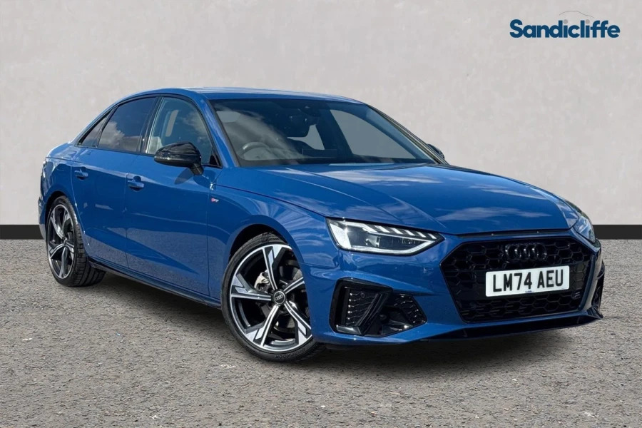 Audi A4 A4 35 Tfsi Black Edition S Tronic Saloon Blue