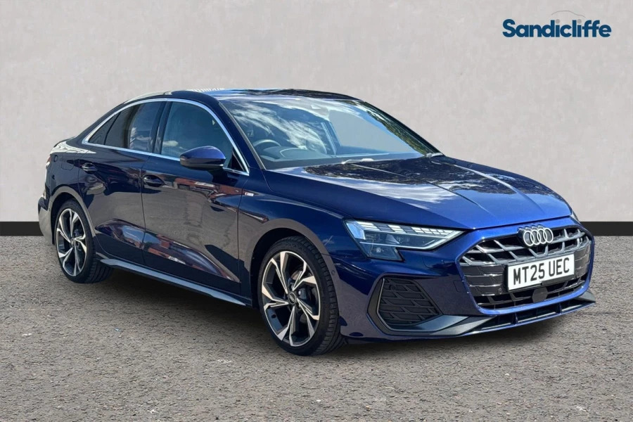 Audi A3 A3 35 Tfsi S Line S Tronic Saloon Blue