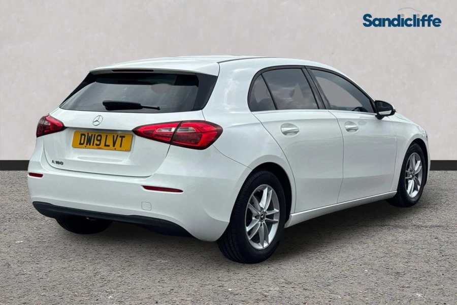 Mercedes-Benz A Class A Class A180 Se Hatchback DW19LVT White #4