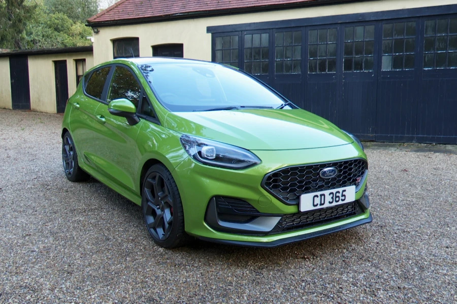 Ford Fiesta Fiesta St-3 1.5L Ecoboost 200Ps Fwd 6-Speed Red