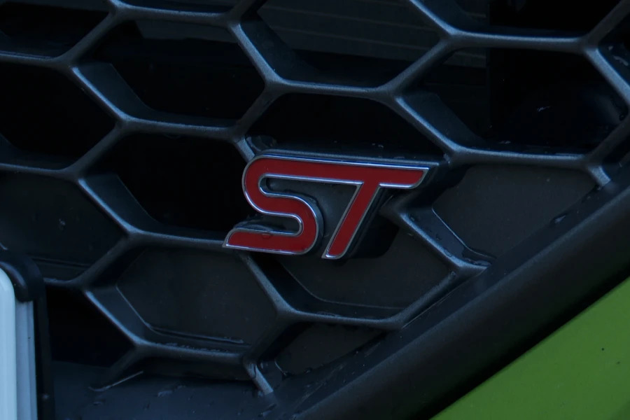 Ford Fiesta Fiesta St-3 1.5L Ecoboost 200Ps Fwd 6-Speed Red #4
