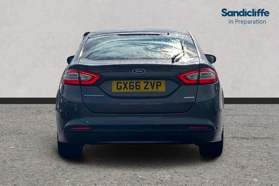 Ford Mondeo Mondeo 1.5 Zetec Edition 6Spd 160Ps Grey #3
