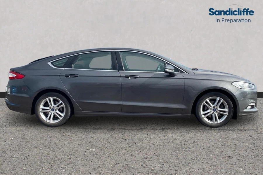 Ford Mondeo Mondeo 1.5 Zetec Edition 6Spd 160Ps Grey #2