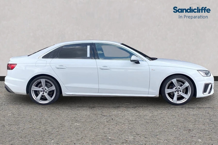 Audi A4 A4 35 Tfsi S Line Saloon RF21NNR White #2