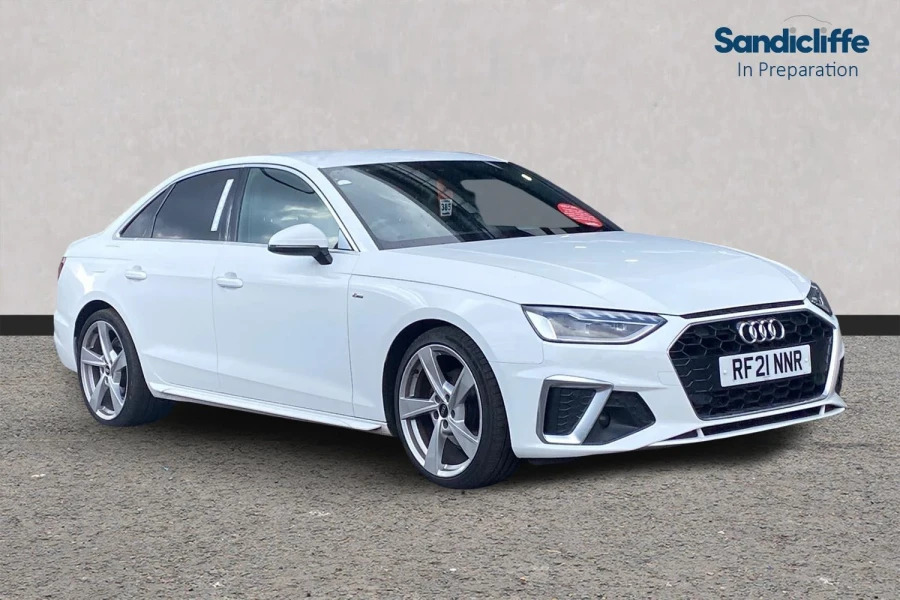 Audi A4 A4 35 Tfsi S Line Saloon White