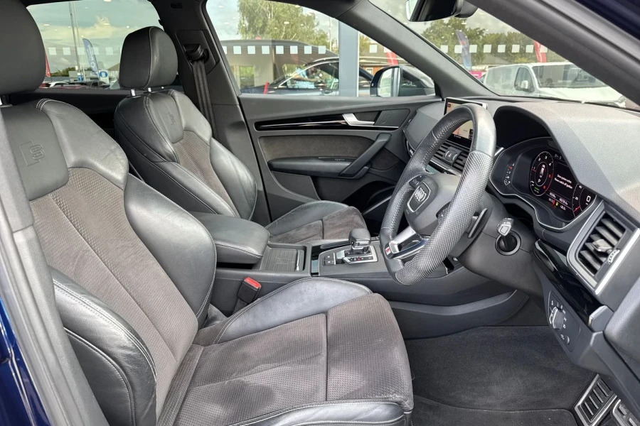 Audi Q5 Tfsi Quattro S Line Black Edition Black #32