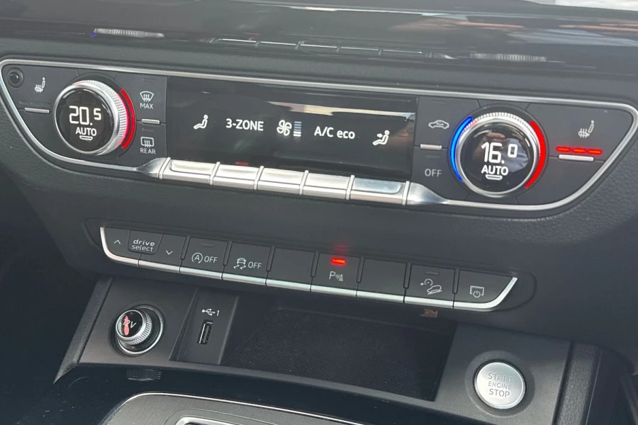 Audi Q5 Tfsi Quattro S Line Black Edition Black #24