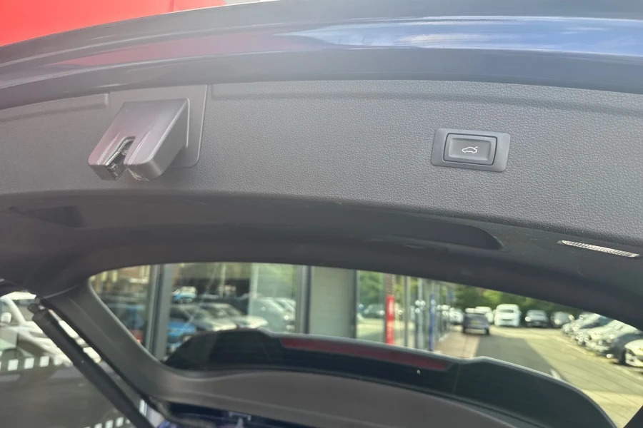 Audi Q5 Tfsi Quattro S Line Black Edition Black #42