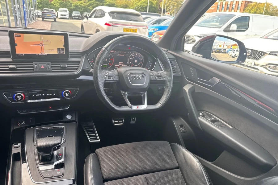 Audi Q5 Tfsi Quattro S Line Black Edition Black #39