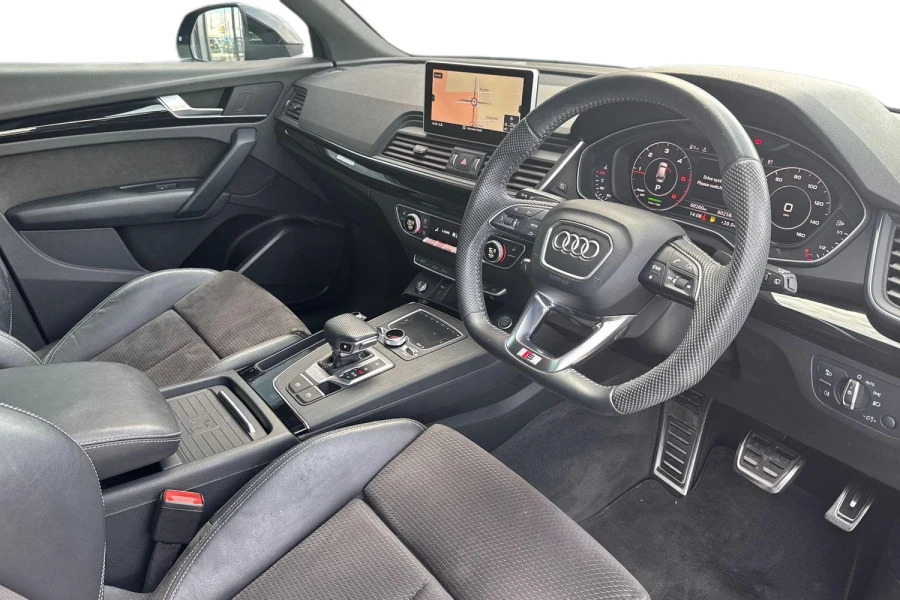 Audi Q5 Tfsi Quattro S Line Black Edition Black #10