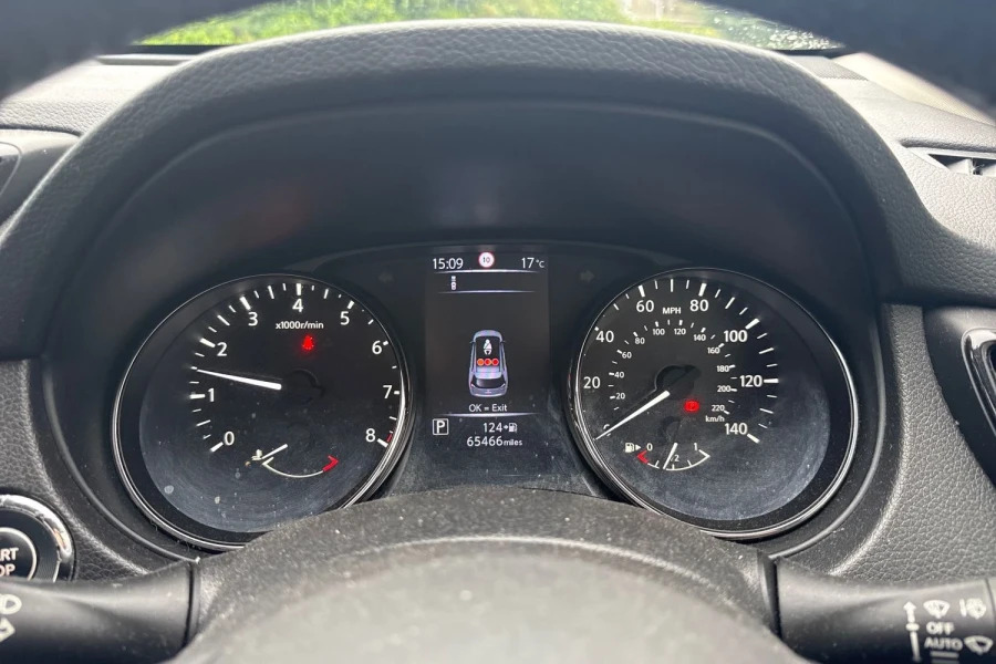 Nissan X-Trail X-trail 1.3 Dig-t N-connecta Dct Station Wagon White #3