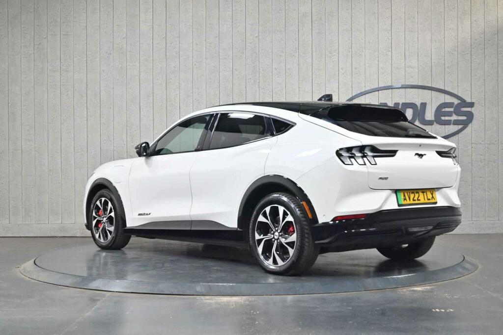 Ford Mustang Mach-E Extended Range 91Kwh Awd AV22TLX White #3
