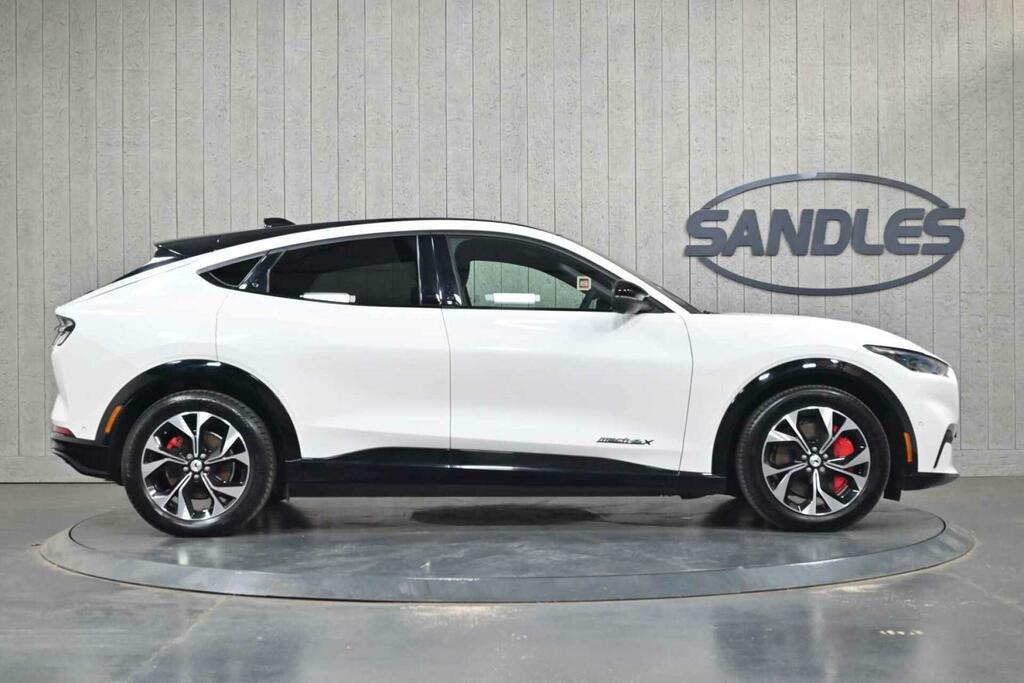 Ford Mustang Mach-E Extended Range 91Kwh Awd AV22TLX White #5
