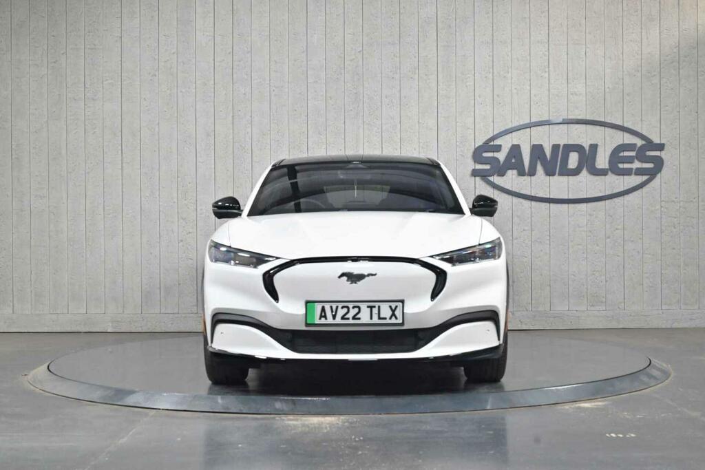 Ford Mustang Mach-E Extended Range 91Kwh Awd AV22TLX White #4