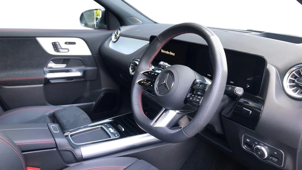 Mercedes-Benz GLA Class Gla 220 Amg Line Prem D KR25PFJ Grey #3