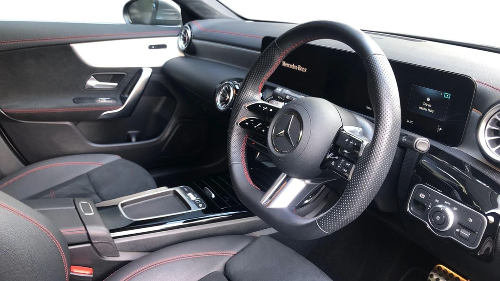 Mercedes-Benz CLA Class Cla 200 Amg Ln Executve M Grey