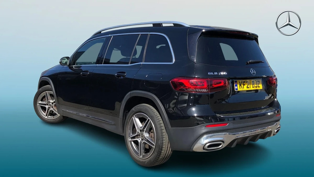 Mercedes-Benz GLB Class Glb 200 Amg Line Black #2