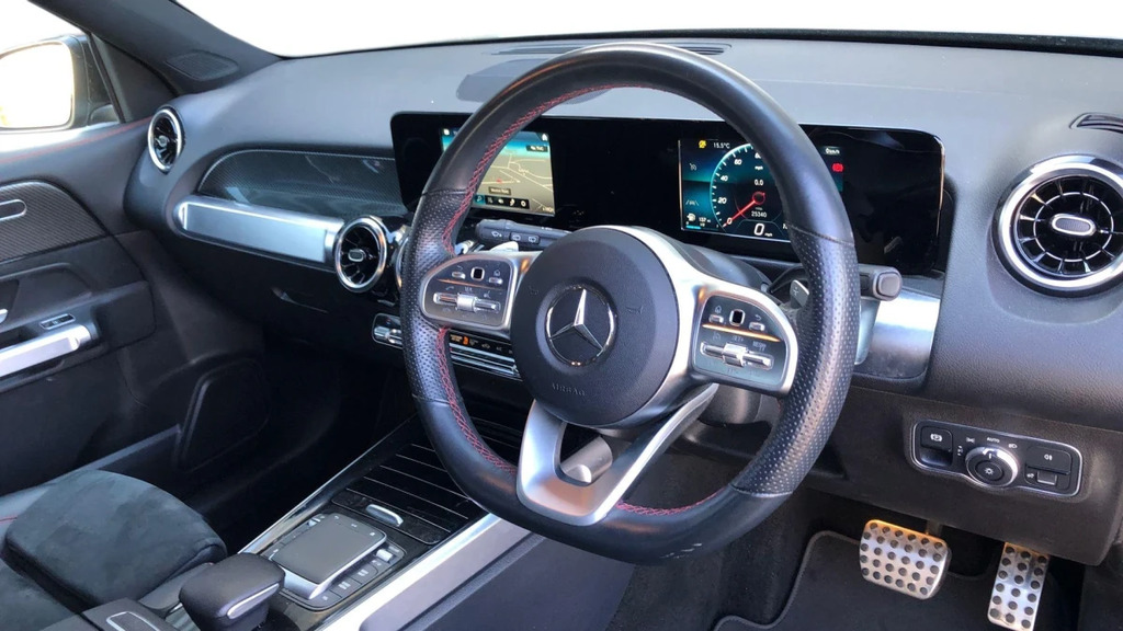 Mercedes-Benz GLB Class Glb 200 Amg Line Black #3