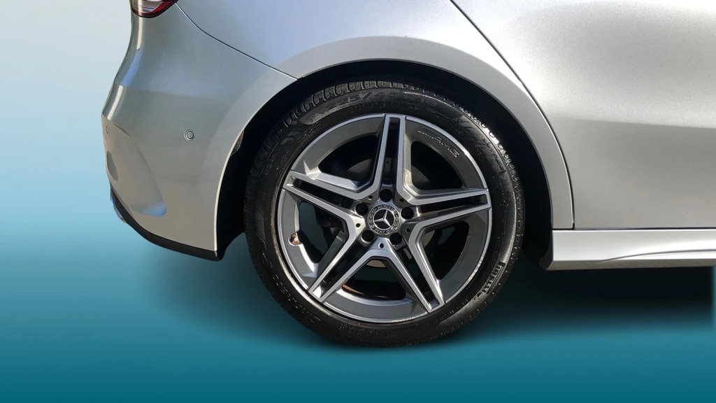 Mercedes-Benz A Class A 200 D Amg Line Premium Silver #5