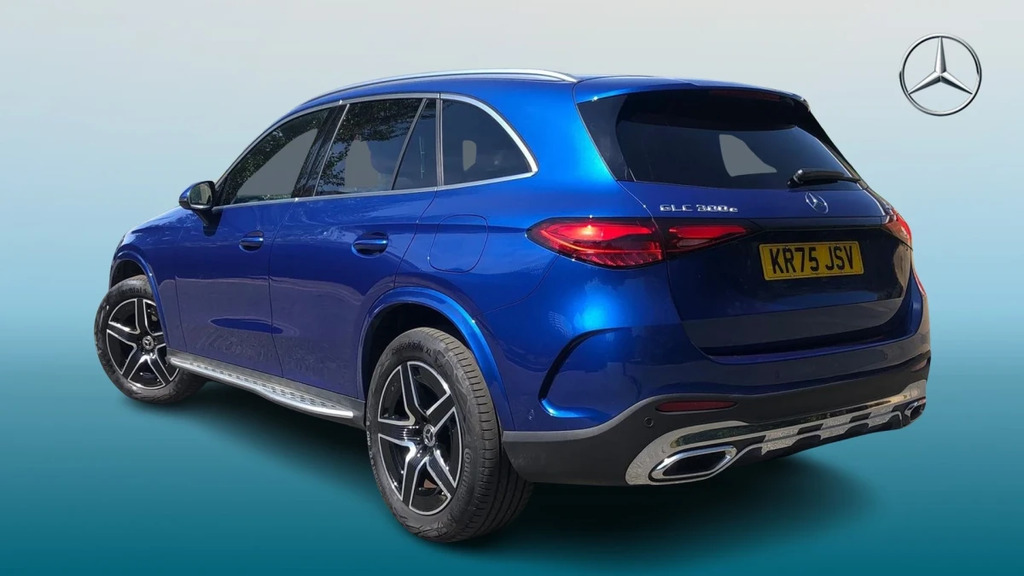 Mercedes-Benz GLC Class Glc 300 Amg Line E 4Matic Blue #2