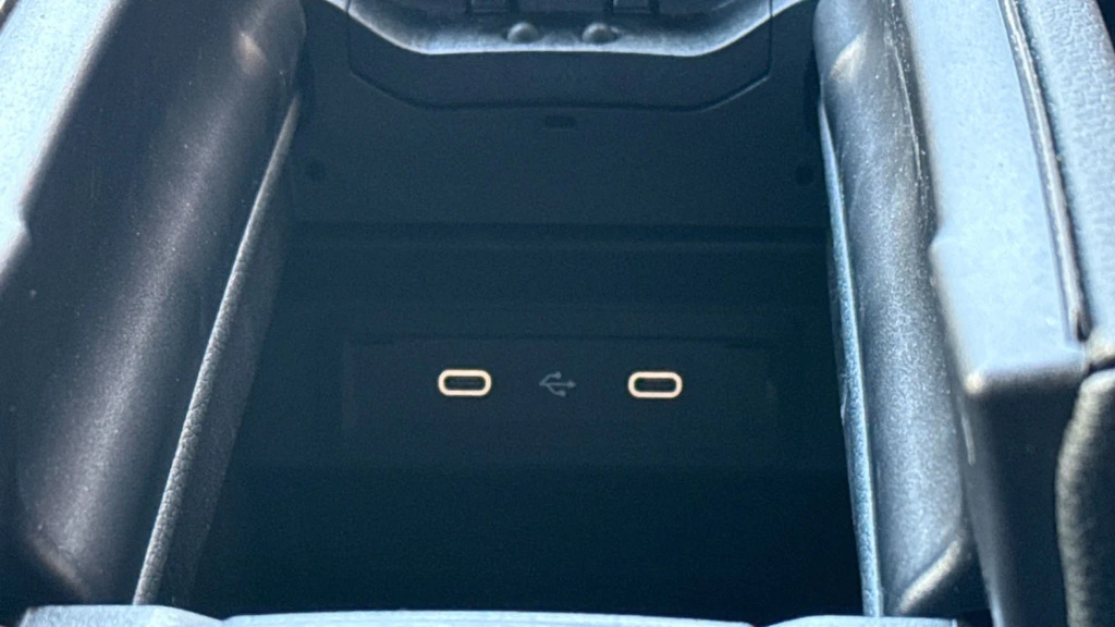 Mercedes-Benz EQA Eqa 250 Grey #25