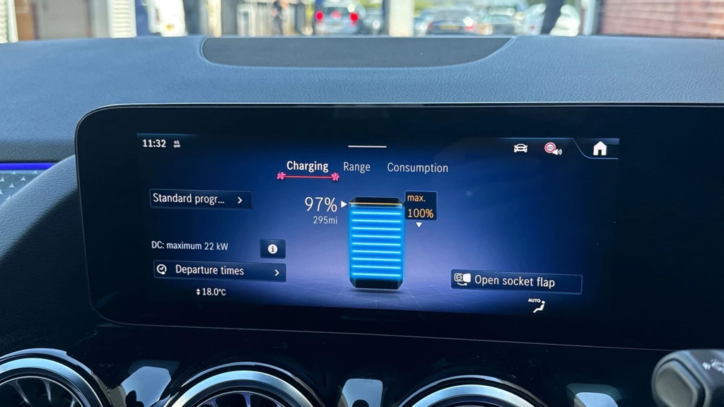 Mercedes-Benz EQA Eqa 250 Grey #34