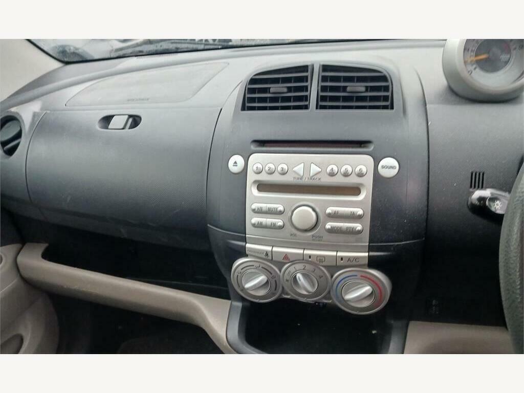 Daihatsu Sirion 1.3 Se Blue #4
