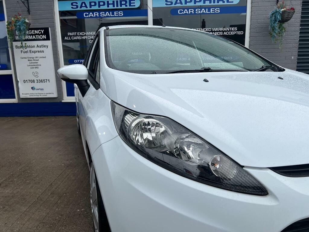 Ford Fiesta 1.4 Tdci Dpf Edge White #5