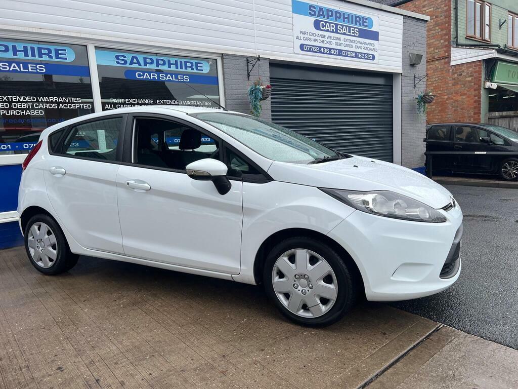 Ford Fiesta 1.4 Tdci Dpf Edge White #2