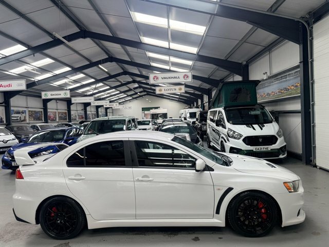 Mitsubishi Lancer Evolution Red #13