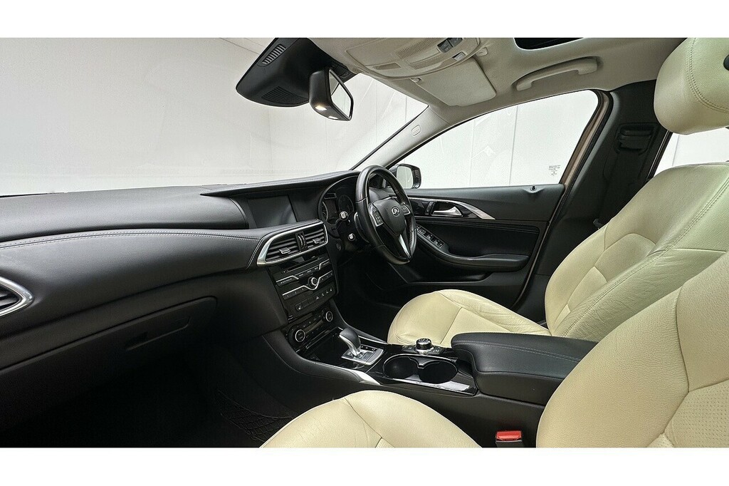 Infiniti QX30 Luxe Tech D Grey #19