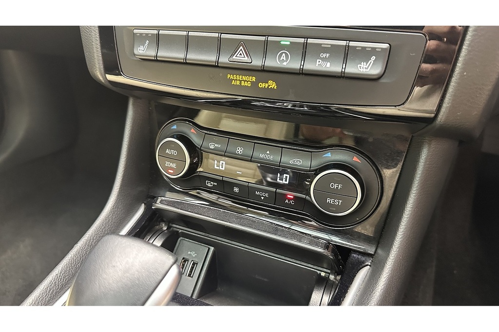Infiniti QX30 Luxe Tech D Grey #44